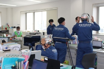訓練開始