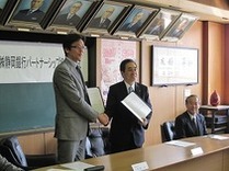 写真:静岡銀行様との協定締結式
