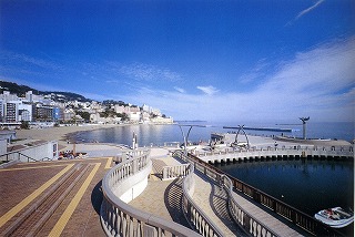 写真：熱海市街全景