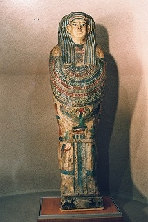 写真：ミイラ木棺