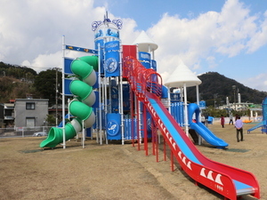 長浜海浜公園大型遊具の写真