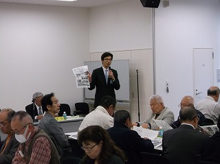 写真：熱海市町内会長連合会4月定例会に出席する市長の様子