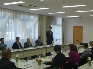 写真　熱海国際交流協会理事会