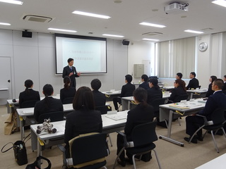 写真　新規採用職員市長講話