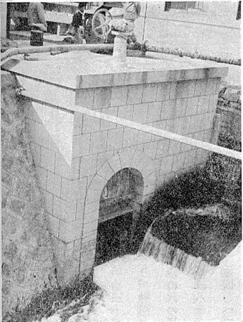 丹那トンネル来宮口の取入れ口の画像