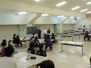 写真　多賀小学校交通安全リーダーと語る会