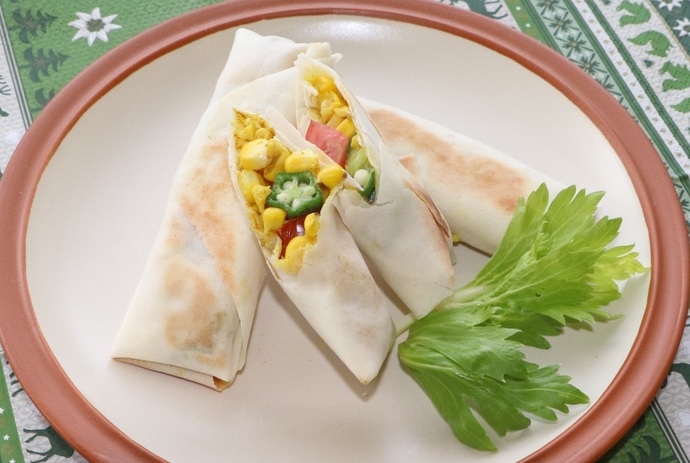 夏野菜の焼き春巻き