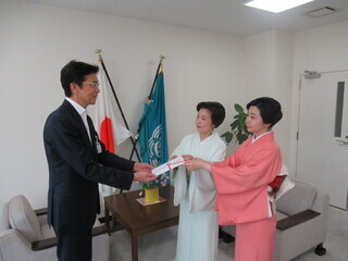 熱海芸妓置屋連合組合日本赤十字社静岡県支部熱海市地区への寄附